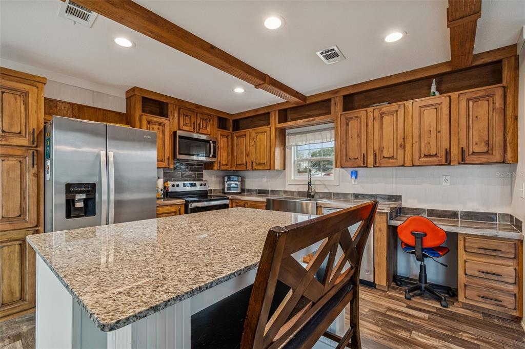 8736 23rd Street Zephyrhills, FL 33540 - Photo 32 of 77