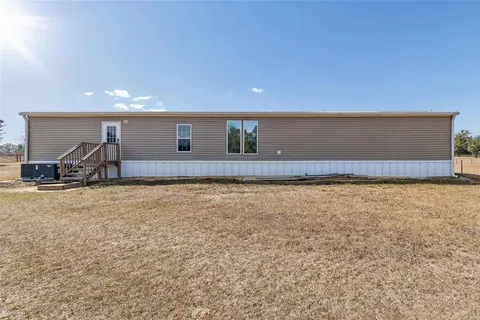 $390,000 | 8736 23rd Street, Zephyrhills, FL 33540