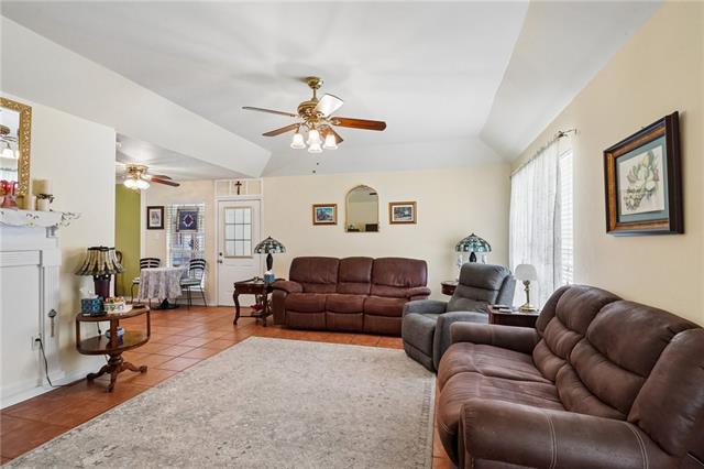 24664 Esquinance Street Lacombe, LA 70445 - Photo 3 of 21