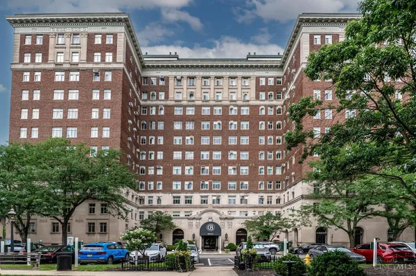 $149,900 | 3900 Rose Hill Avenue, Unit 805A, Cincinnati, OH 45229