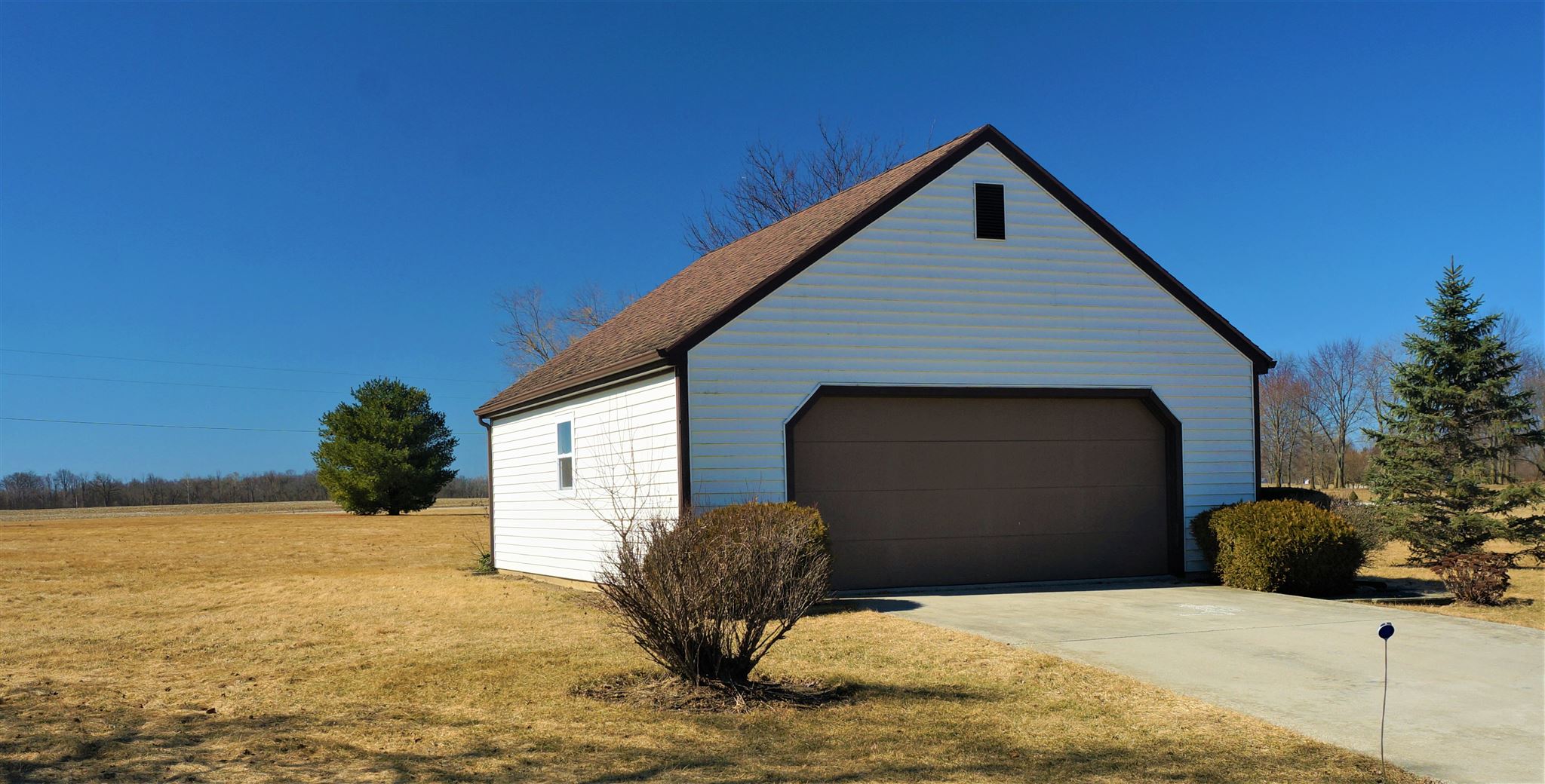 10102 Coverdale Road Fort Wayne, IN 46809 - Photo 8 of 23