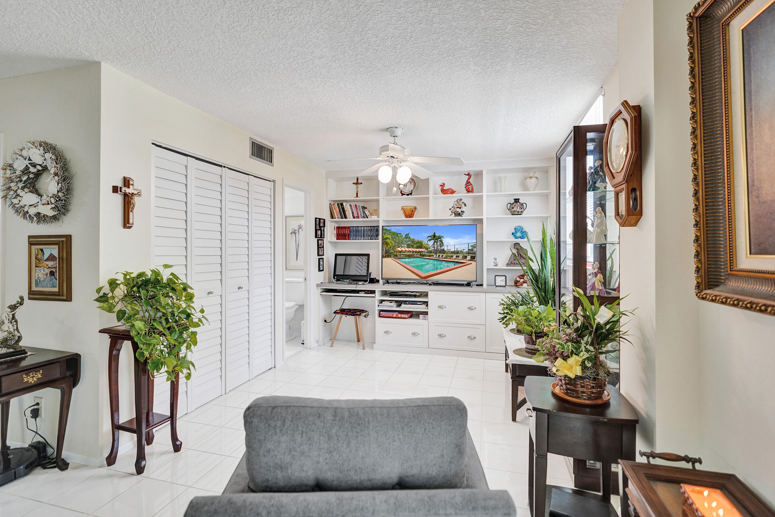 6461 Northwest 2nd Avenue, Unit FIVE Boca Raton, FL 33487 - Photo 13 of 73 DSC03449