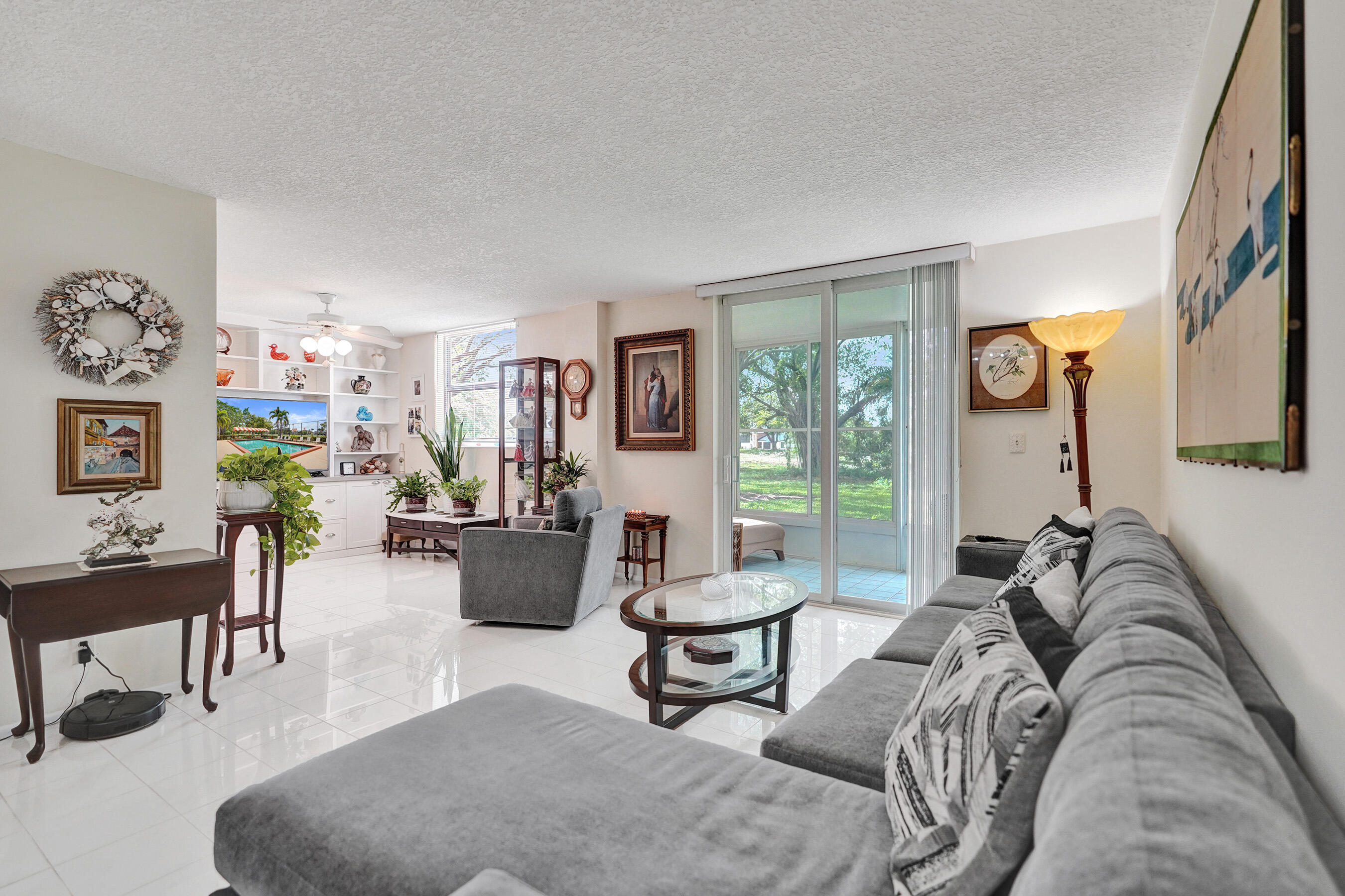 6461 Northwest 2nd Avenue, Unit FIVE Boca Raton, FL 33487 - Photo 16 of 73 DSC03437