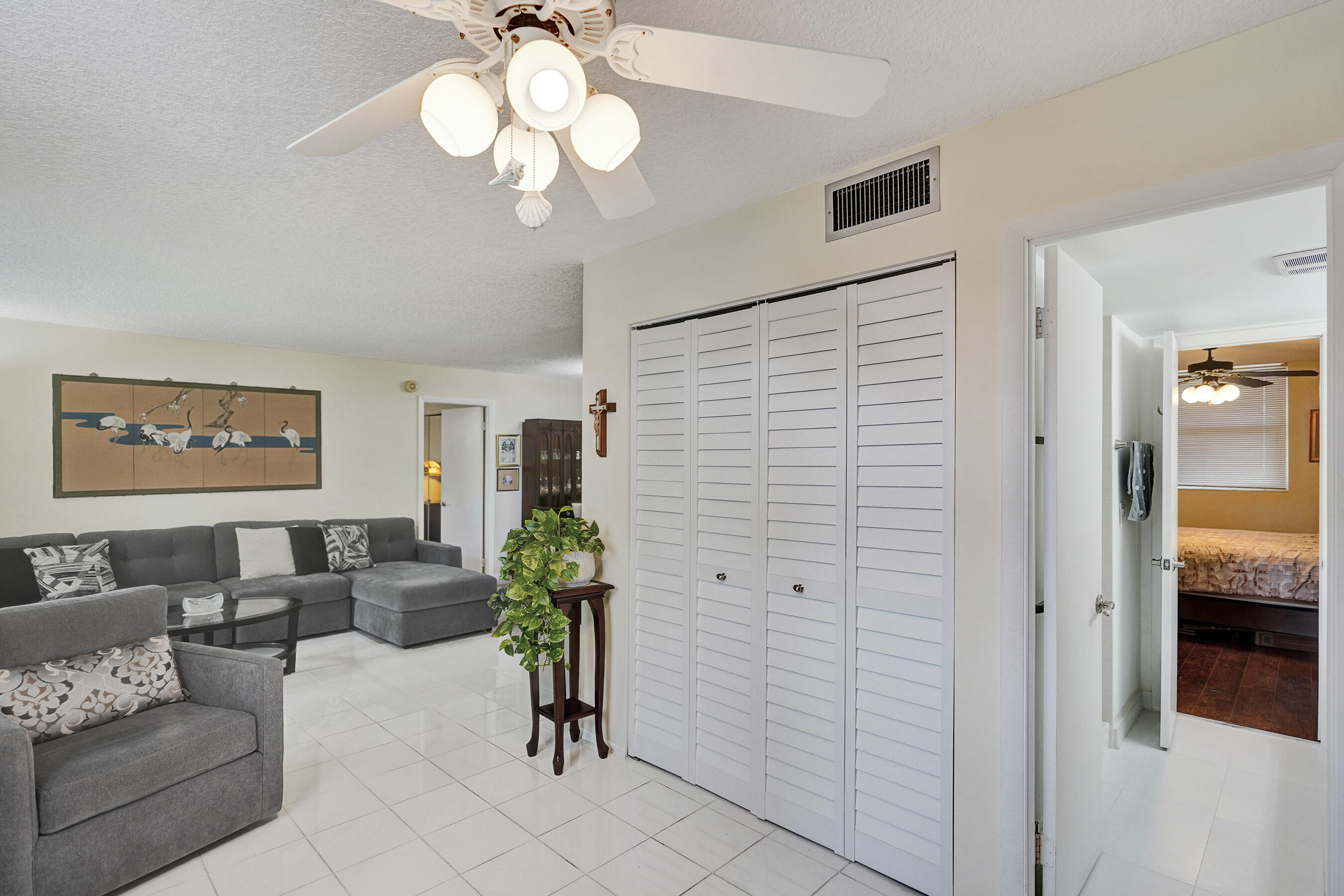 6461 Northwest 2nd Avenue, Unit FIVE Boca Raton, FL 33487 - Photo 19 of 73 DSC03458