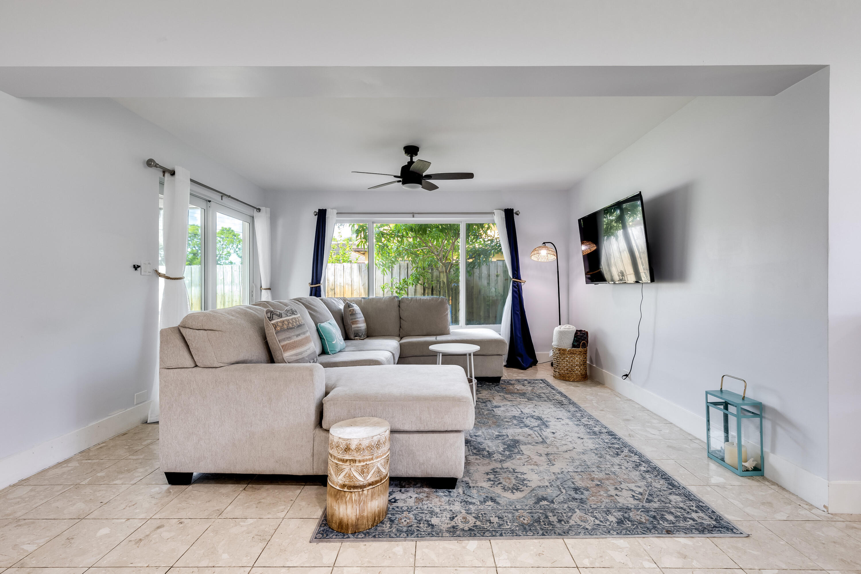 242 Southwest 9th Street Pompano Beach, FL 33060 - Photo 7 of 45 038_new-0005_83