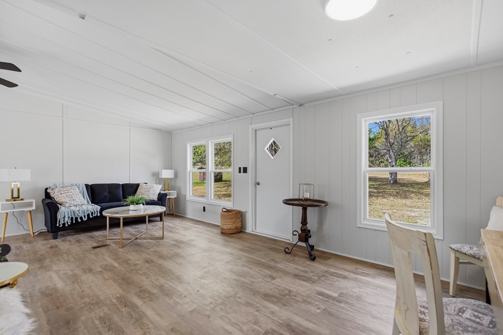 520 Willard Road Greenwood, SC 29649 - Photo 4 of 27 Gallery Image 4