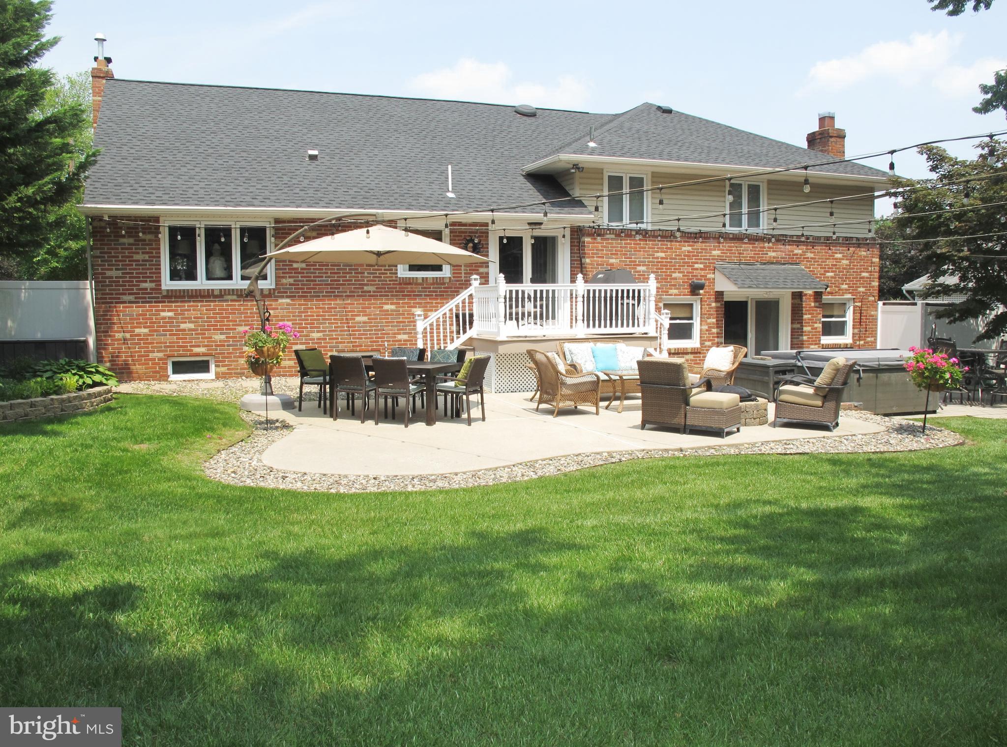 126 Devon Road Cinnaminson, NJ 08077 - Photo 3 of 38 Lots of Outdoor Space