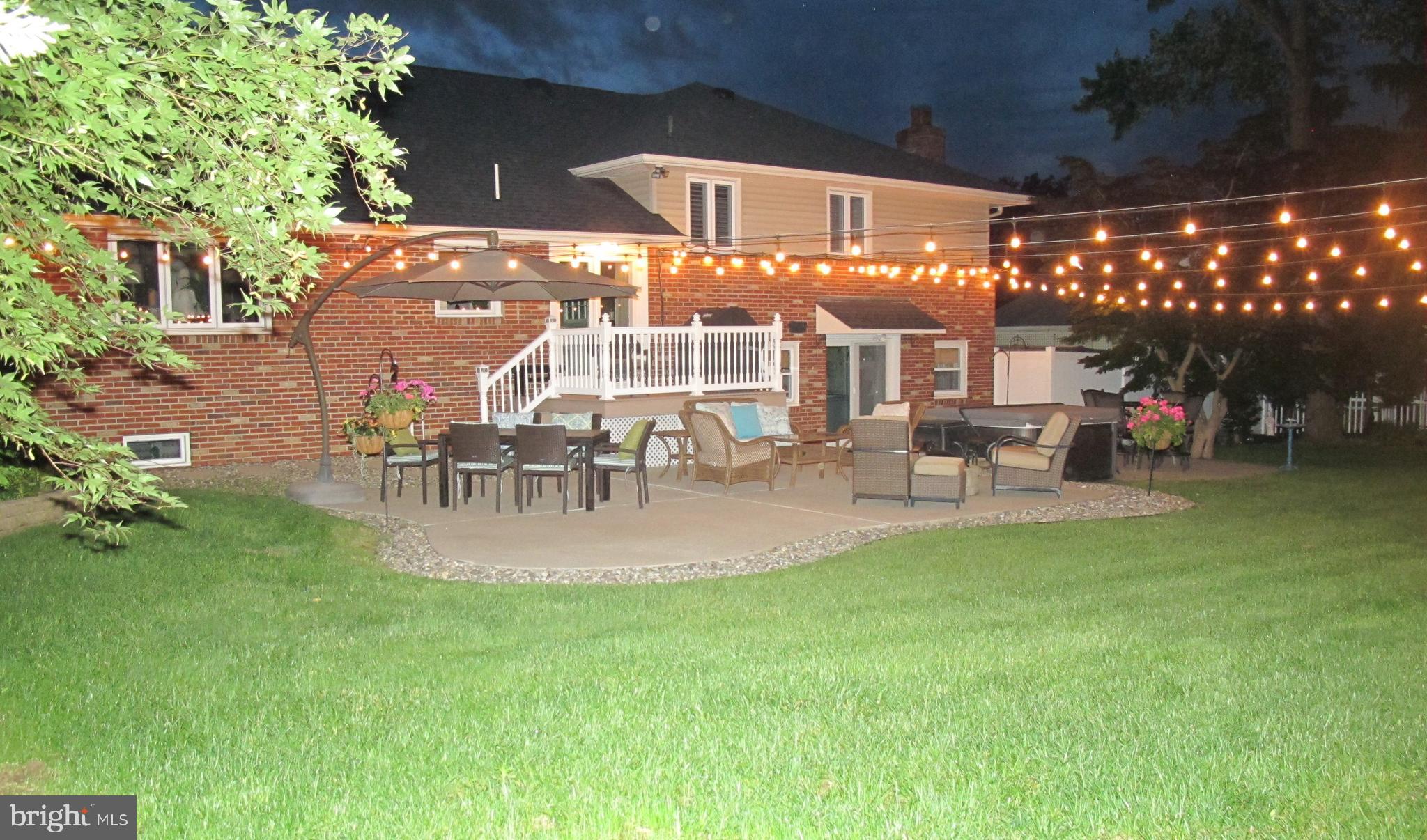 126 Devon Road Cinnaminson, NJ 08077 - Photo 37 of 38 Bistro Lights