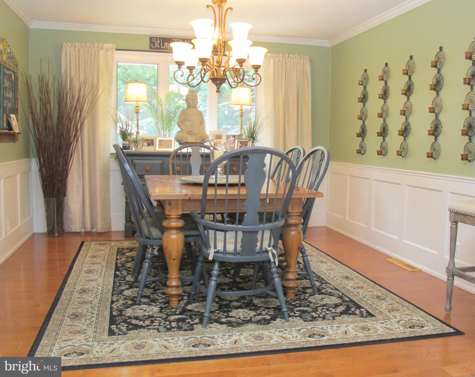 126 Devon Road Cinnaminson, NJ 08077 - Photo 6 of 38 Dining Rm w/Wainscoting