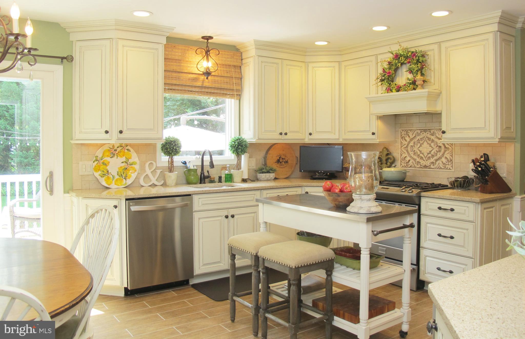 126 Devon Road Cinnaminson, NJ 08077 - Photo 7 of 38 Renovated Kitchen w/Custom Cabinetry