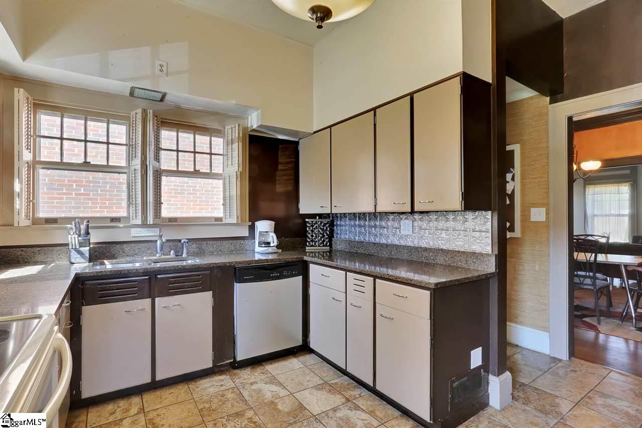 249 State Rd S-42-50 Woodruff, SC 29388 - Photo 12 of 32