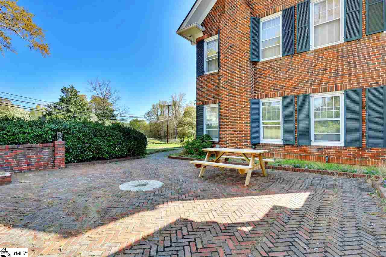 249 State Rd S-42-50 Woodruff, SC 29388 - Photo 5 of 32
