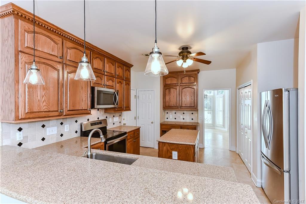 309 Walnut Point Drive Matthews, NC 28105 - Photo 7 of 24