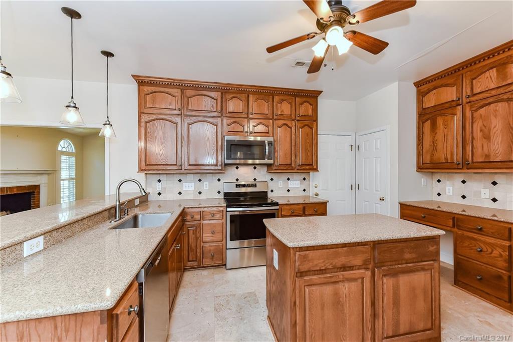309 Walnut Point Drive Matthews, NC 28105 - Photo 10 of 24