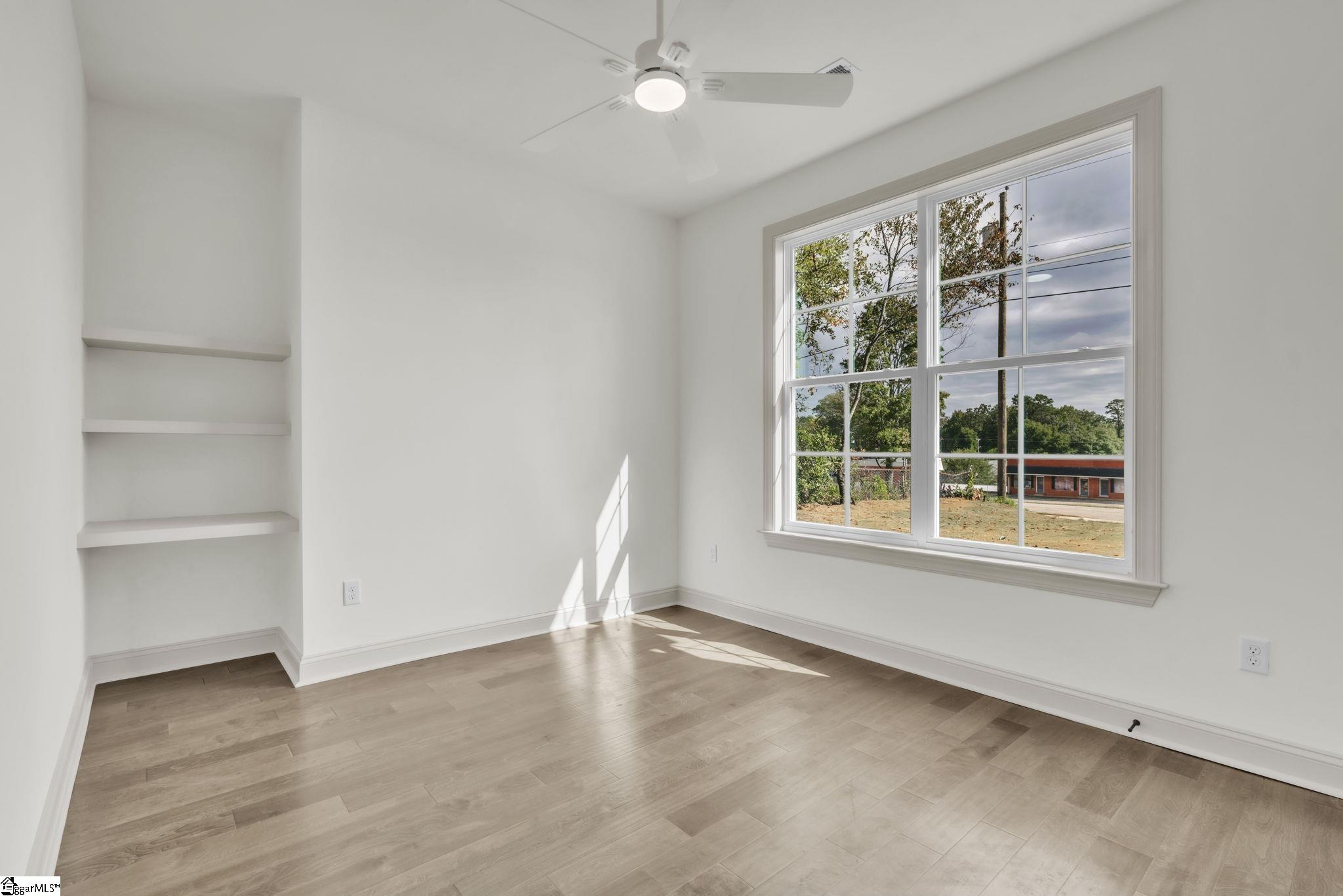 517 Northeast Main Street Easley, SC 29640 - Photo 17 of 31