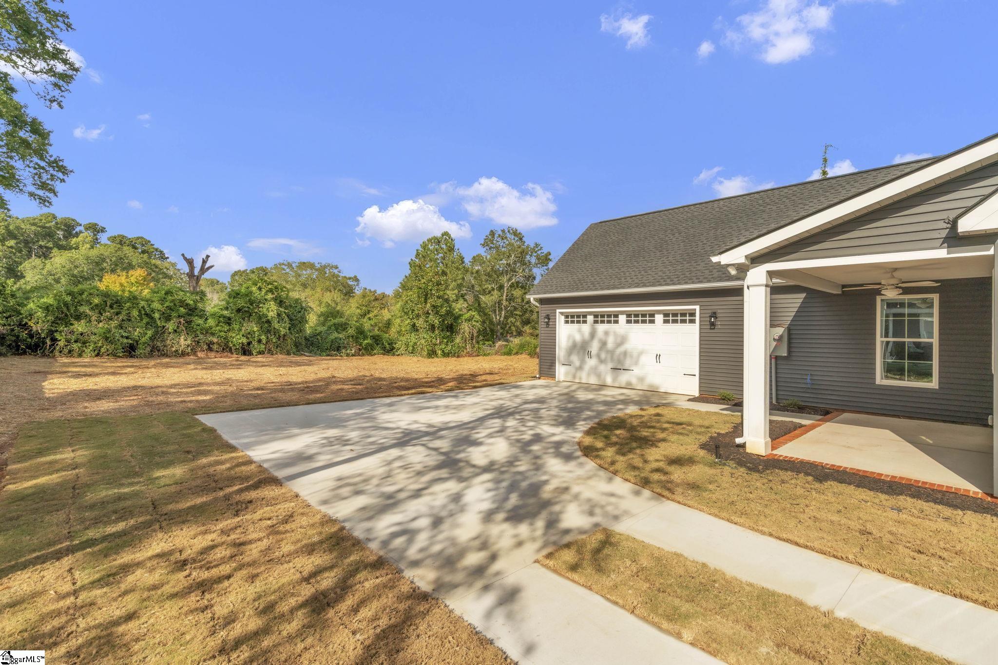517 Northeast Main Street Easley, SC 29640 - Photo 24 of 31