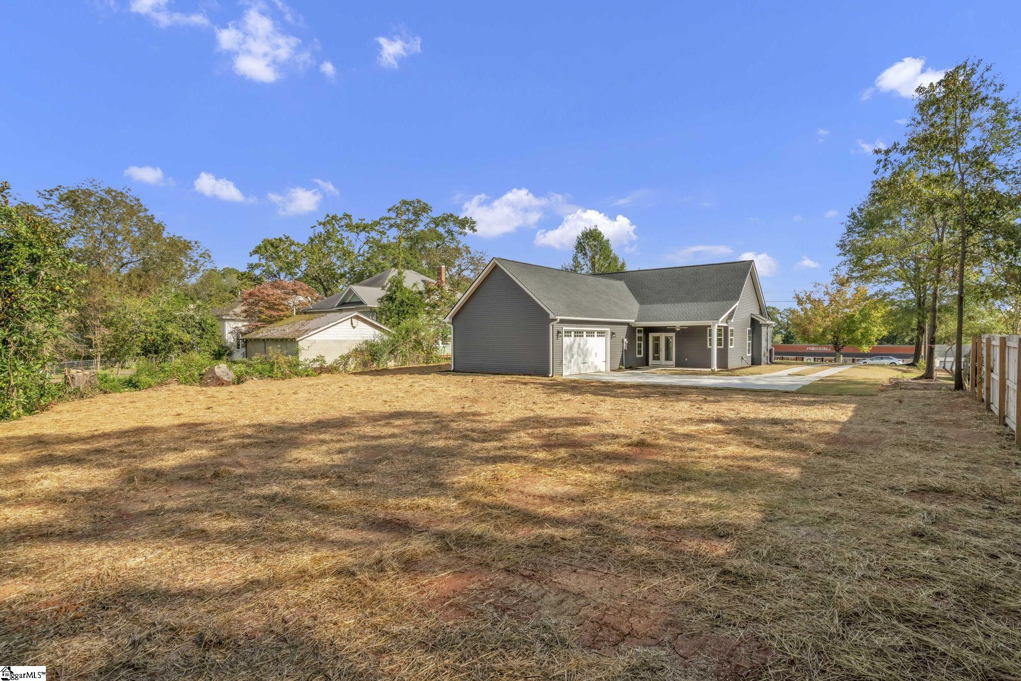 517 Northeast Main Street Easley, SC 29640 - Photo 25 of 31