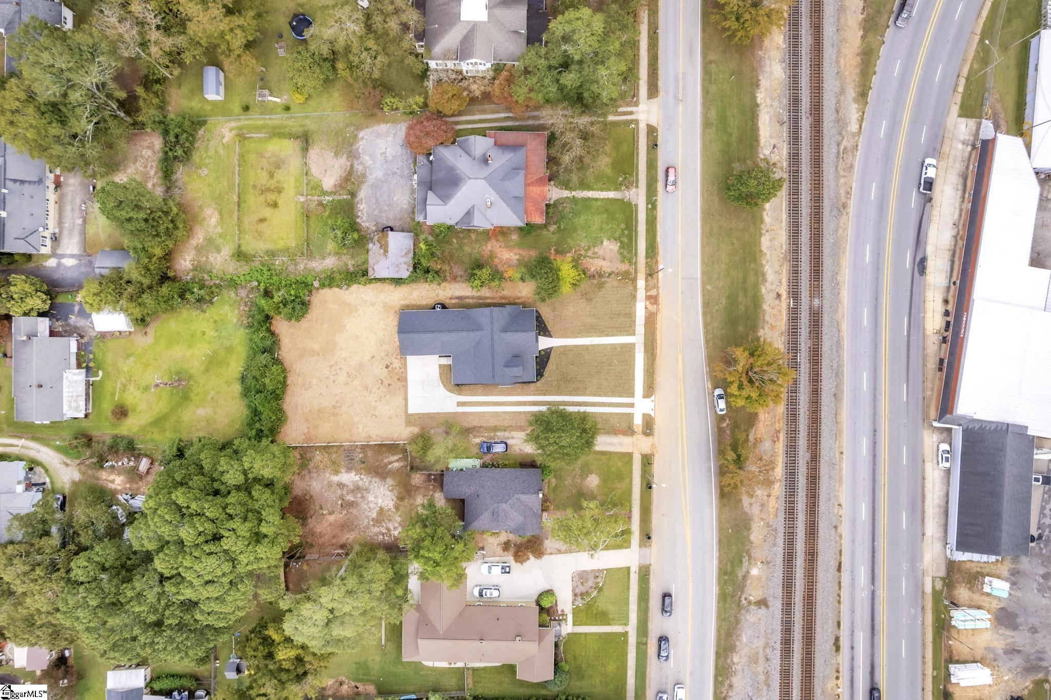 517 Northeast Main Street Easley, SC 29640 - Photo 27 of 31