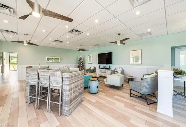 $5,500 | 555 Park Shore Drive, Unit B408, Naples, FL 34103