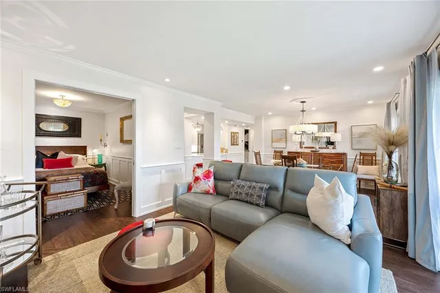 $5,500 | 555 Park Shore Drive, Unit B408, Naples, FL 34103