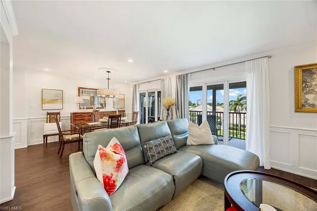 $5,500 | 555 Park Shore Drive, Unit B408, Naples, FL 34103