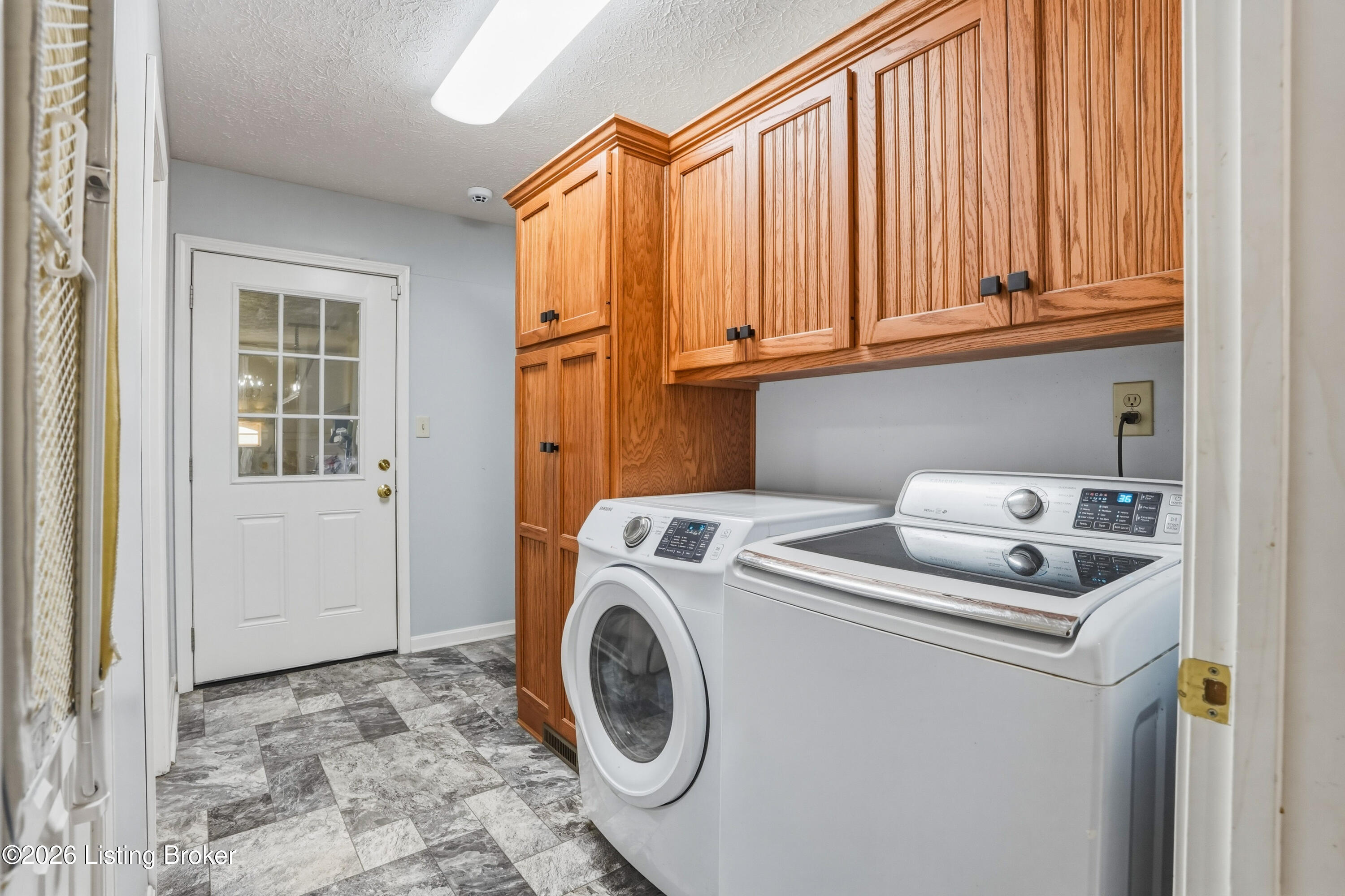 2714 Pea Ridge Road Waddy, KY 40076 - Photo 41 of 72 37_Laundry_Room