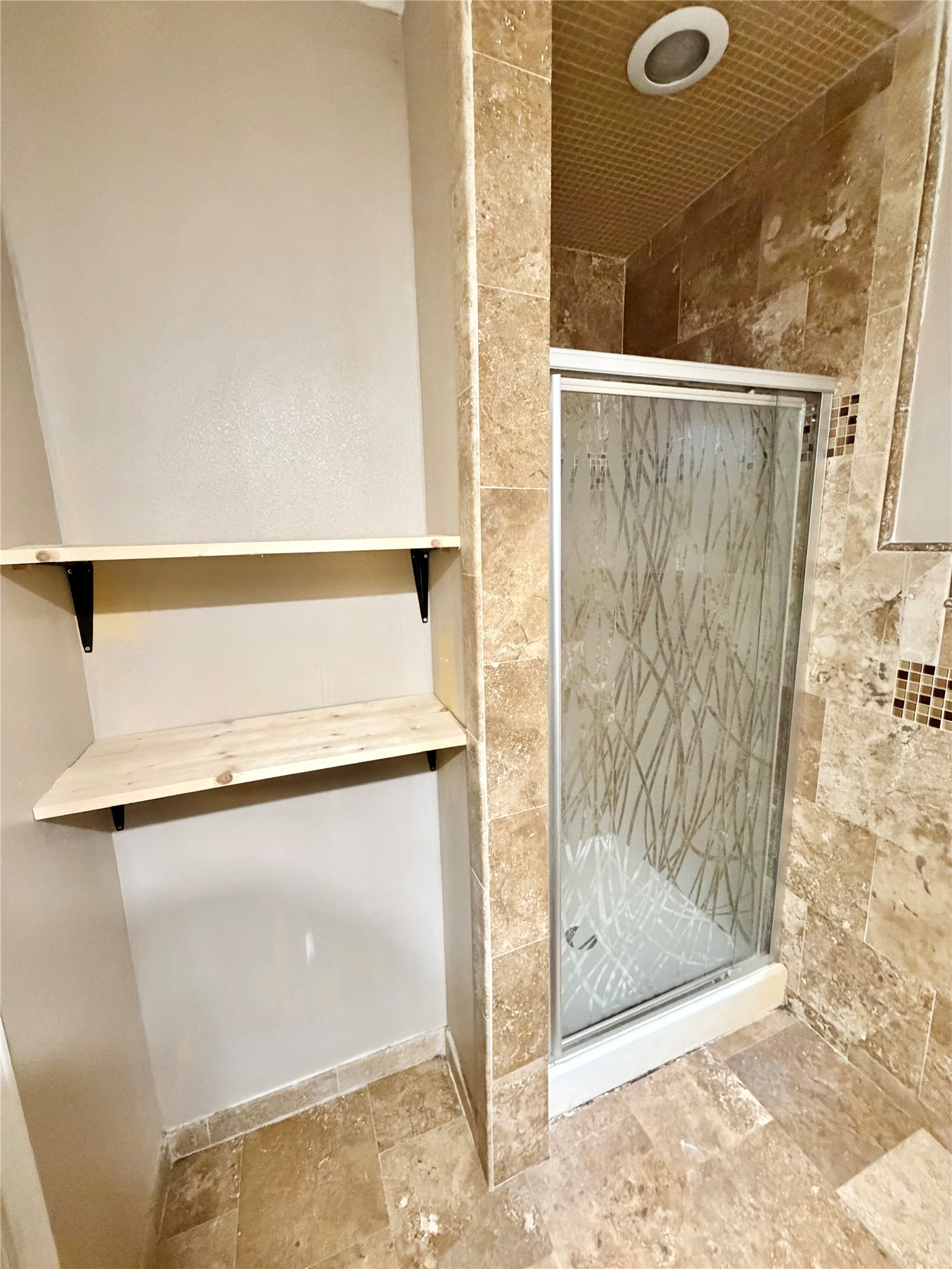 6219 Hamblen Drive Houston, TX 77396 - Photo 24 of 26 Primary Shower