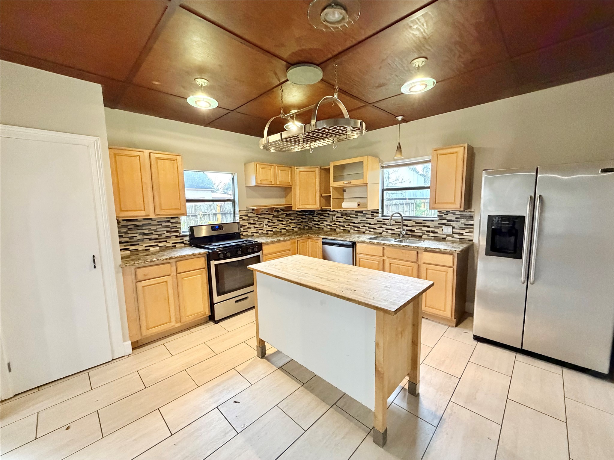 6219 Hamblen Drive Houston, TX 77396 - Photo 8 of 26