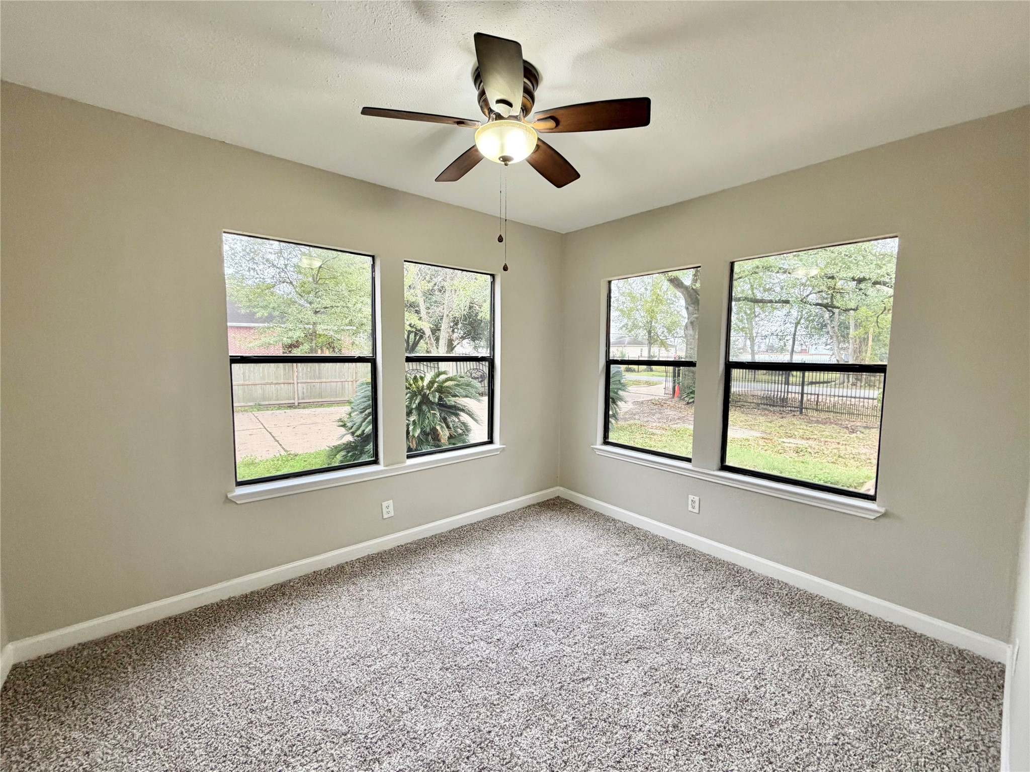 6219 Hamblen Drive Houston, TX 77396 - Photo 9 of 26 View of Office / Extra room