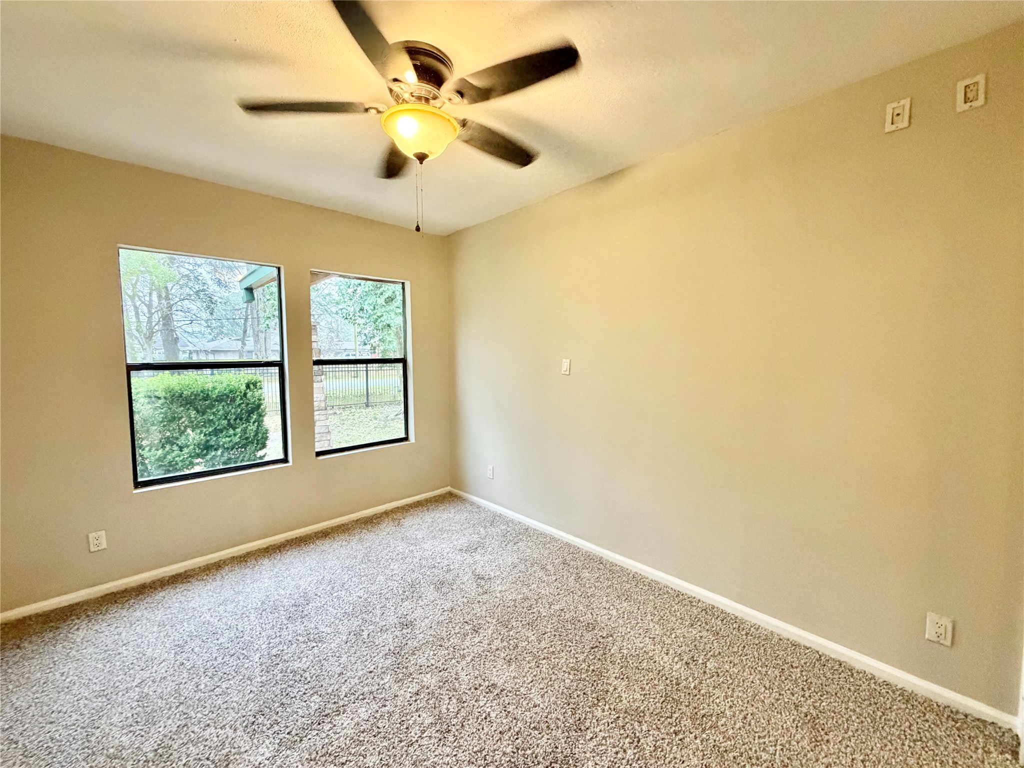 6219 Hamblen Drive Houston, TX 77396 - Photo 10 of 26 Primary Room