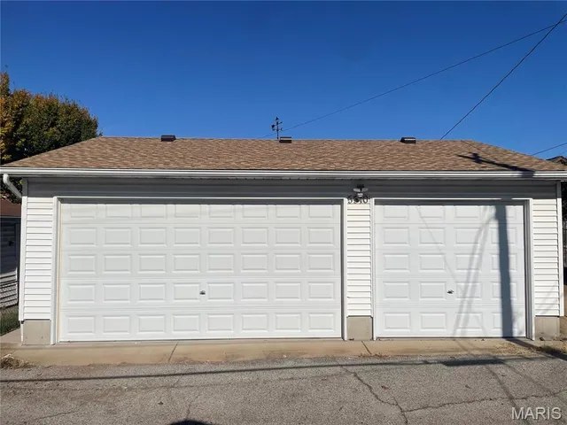 $299,000 | 5510 Rhodes Avenue, St. Louis, MO 63109