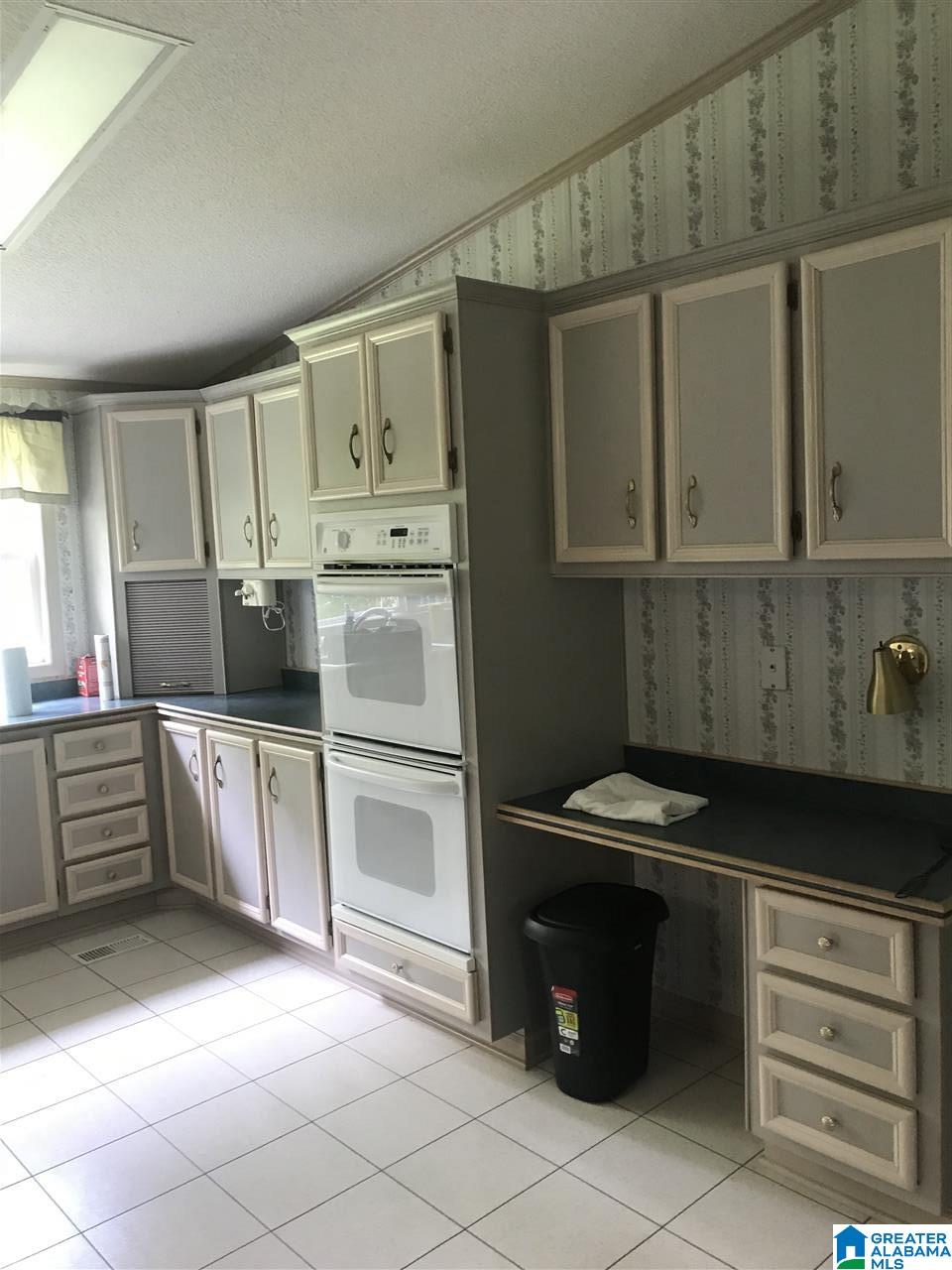 1073 Buddy Vines Camp Road Bessemer, AL 35023 - Photo 2 of 6