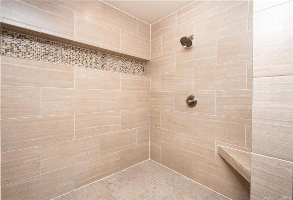 314 Steel Hill Road Lancaster, SC 29720 - Photo 15 of 47 a bathroom with a shower