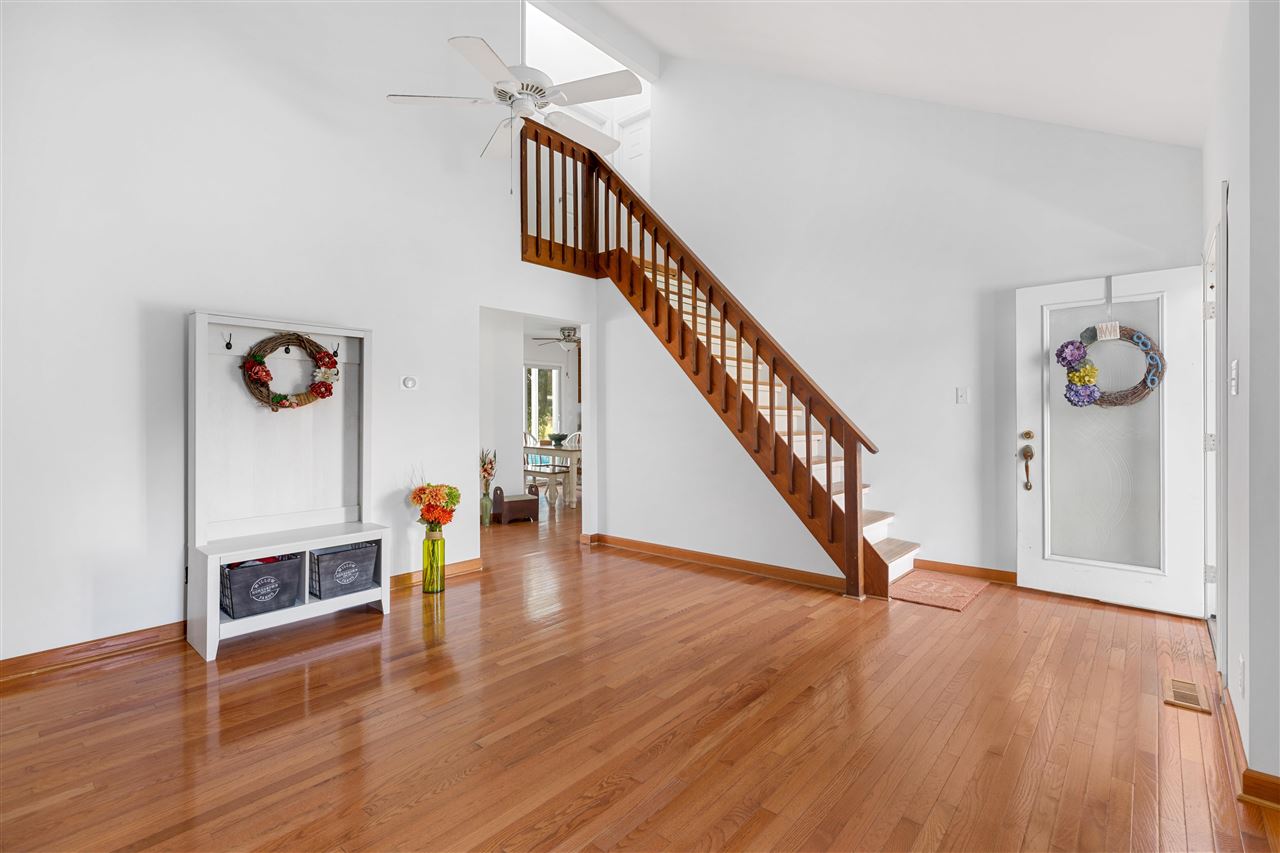 896 Weeks Landing Road Erma, NJ 08204 - Photo 4 of 27