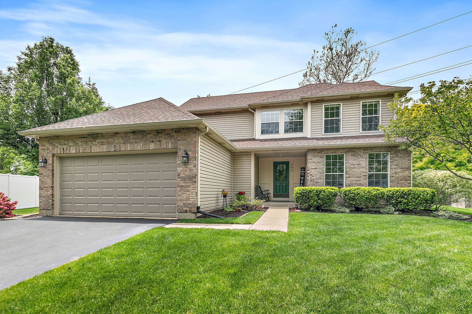 204 Dickens Trail Elgin, IL 60120 - Photo 1 of 39
