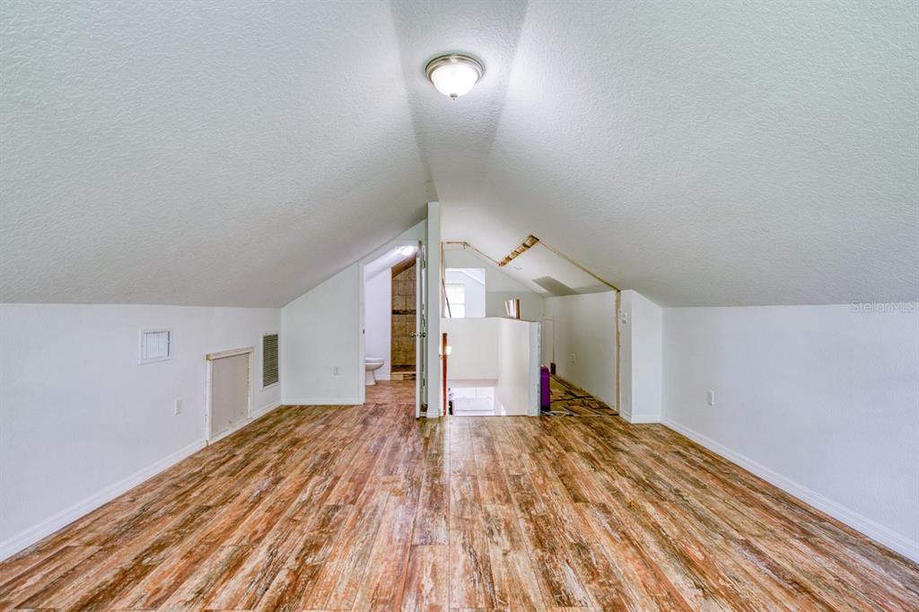 17321 Simmons Road Lutz, FL 33548 - Photo 20 of 40