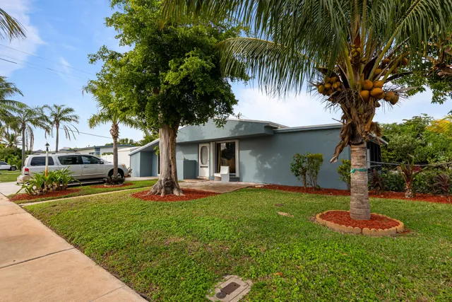 $529,999 | 1403 West Broome Street, Lantana, FL 33462