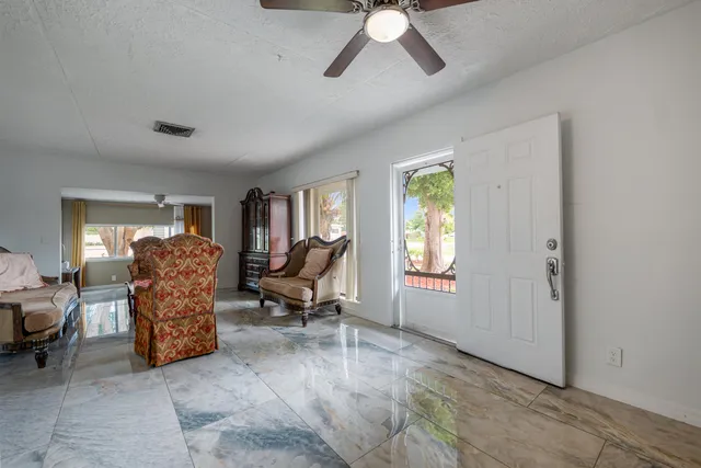 $529,999 | 1403 West Broome Street, Lantana, FL 33462