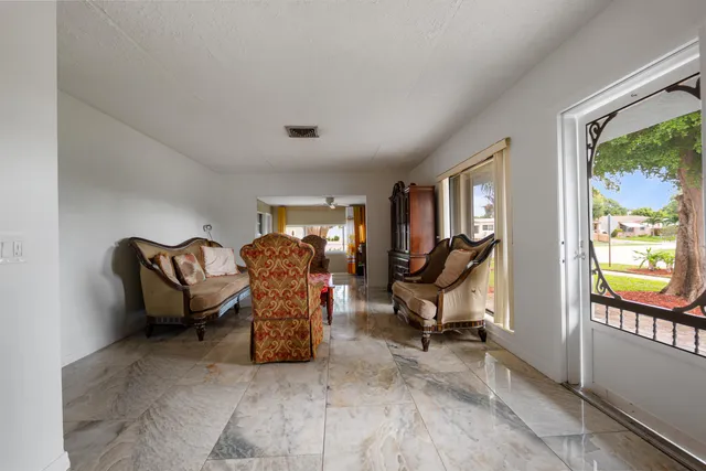 $529,999 | 1403 West Broome Street, Lantana, FL 33462