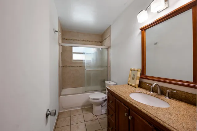 $529,999 | 1403 West Broome Street, Lantana, FL 33462