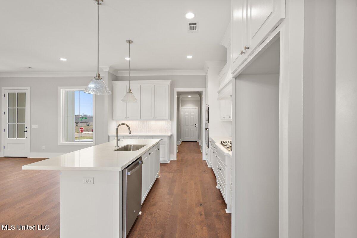 521 Portner Way Canton, MS 39046 - Photo 12 of 35 HTP_1236