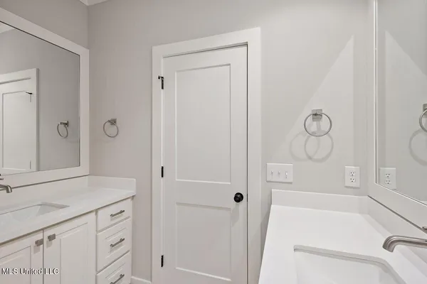 $425,000 | 521 Portner Way, Canton, MS 39046