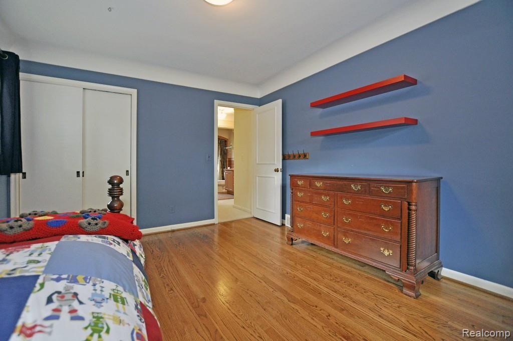 482 Shoreham Road Grosse Pointe, MI 48236 - Photo 24 of 34 23.jpg