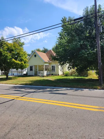 $150,000 | 551 North Washington Street, Bloomfield, IN 47424