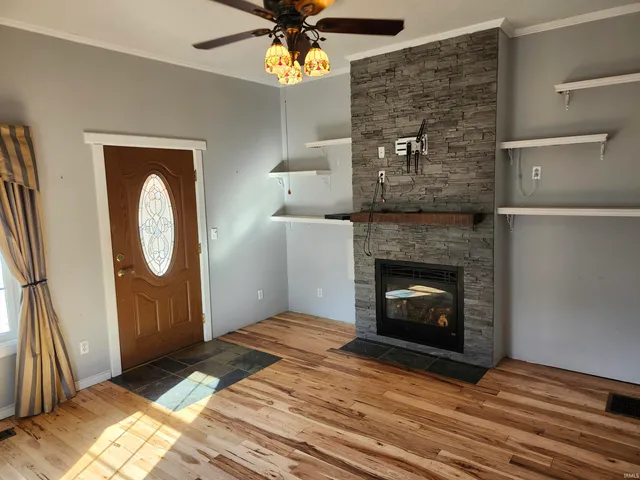 $150,000 | 551 North Washington Street, Bloomfield, IN 47424