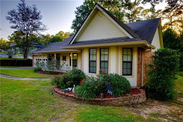 $247,000 | 245 White Oak Drive, Boyce, LA 71409