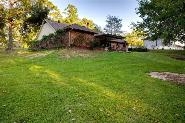 $247,000 | 245 White Oak Drive, Boyce, LA 71409