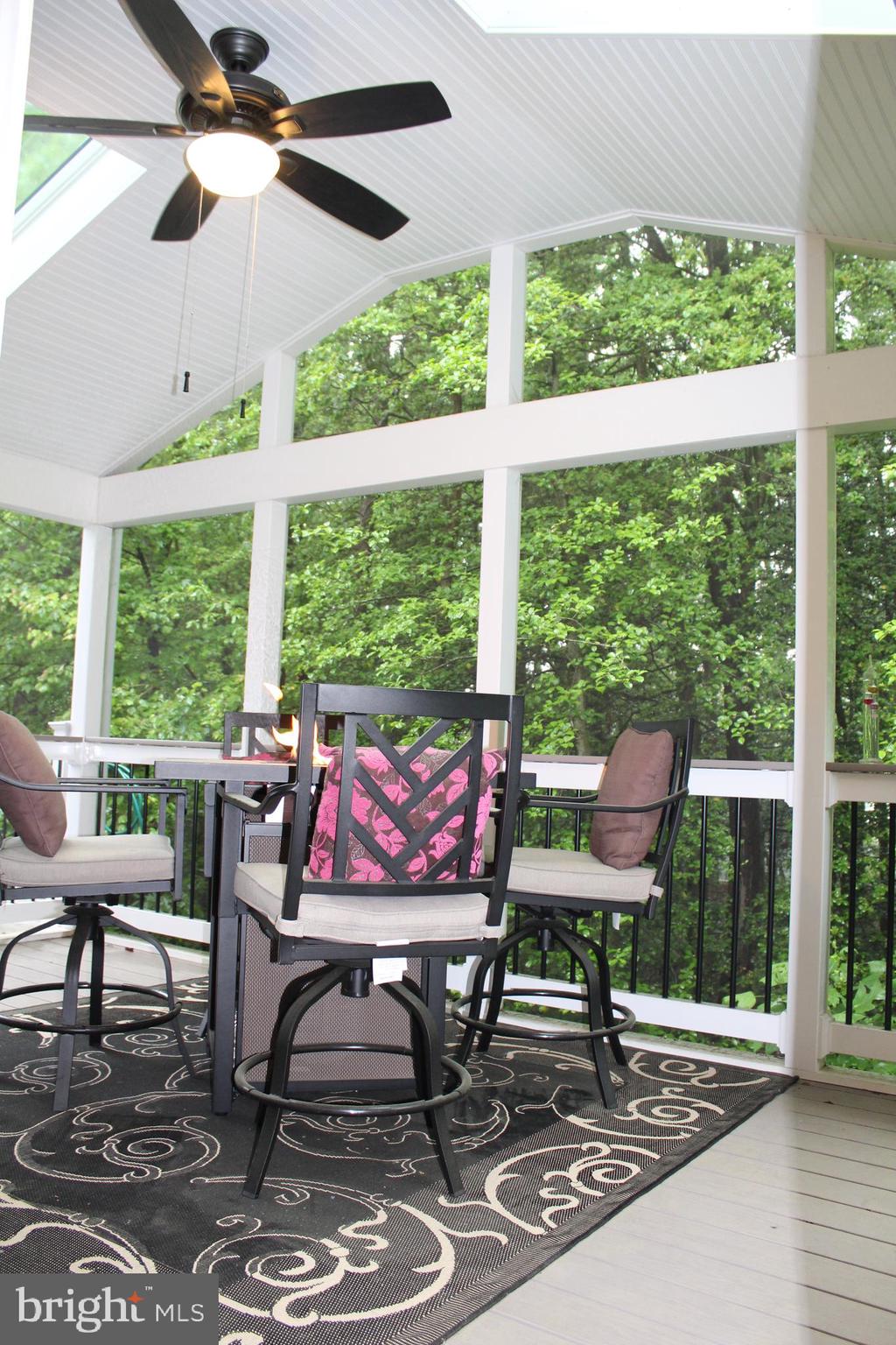 214 Featherstone Road Pasadena, MD 21122 - Photo 22 of 72