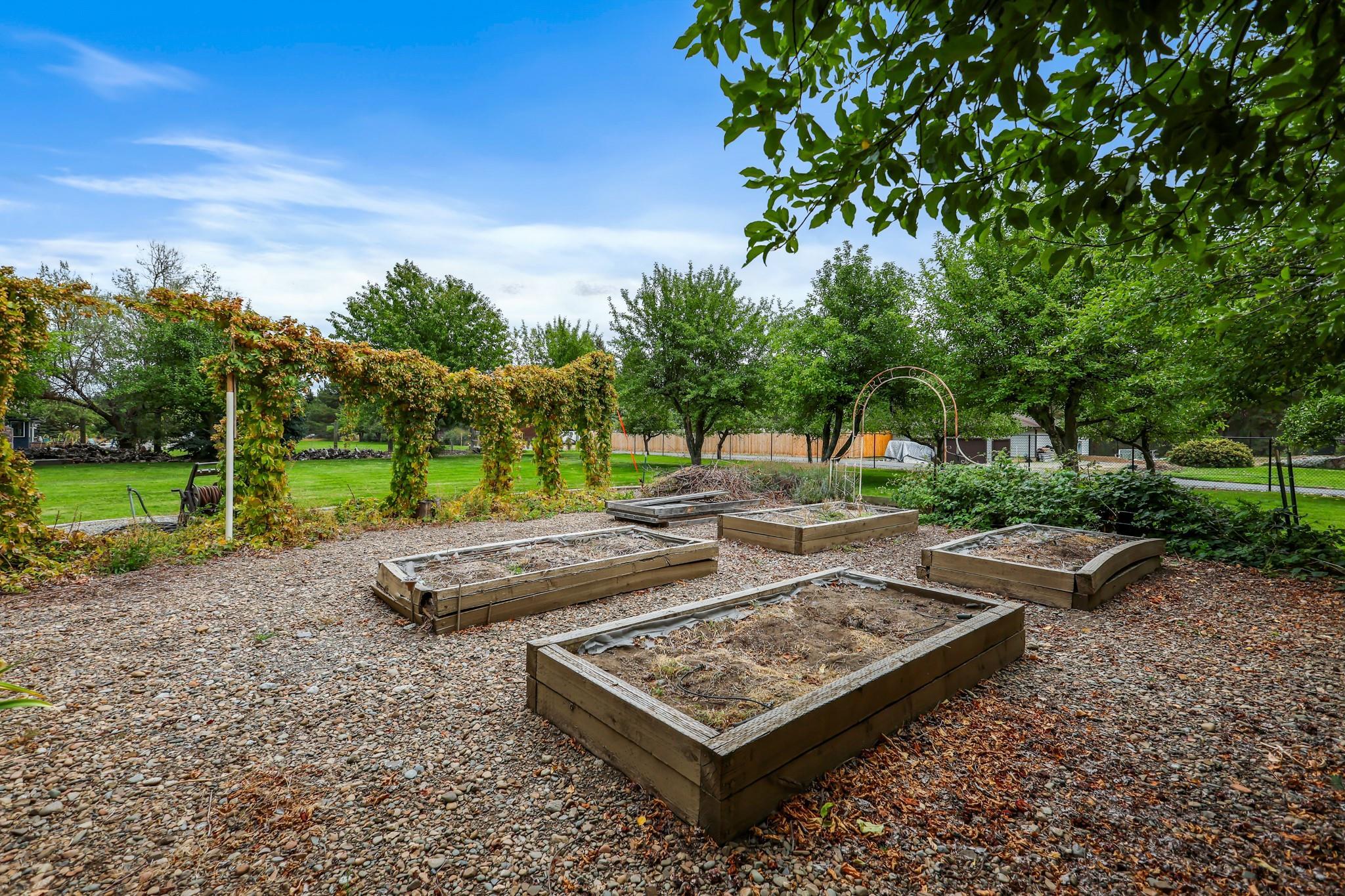 3411 South Best Road Veradale, WA 99037 - Photo 12 of 50