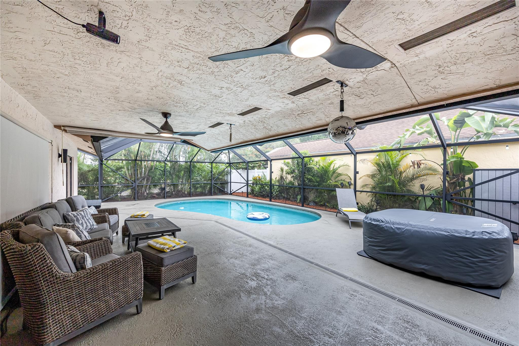 21248 Summertrace Circle Boca Raton, FL 33428 - Photo 34 of 37 Photo 35